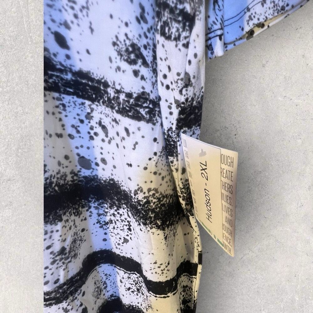 LulaRoe Hudson Large And 2XL Black And White Striped Short Sleeves NWT - Picture 7 of 9